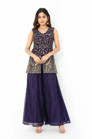 Home 16 Corset palazzo